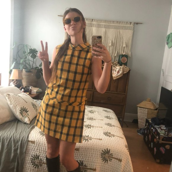 60s Mini Dress - Picture 1 of 7